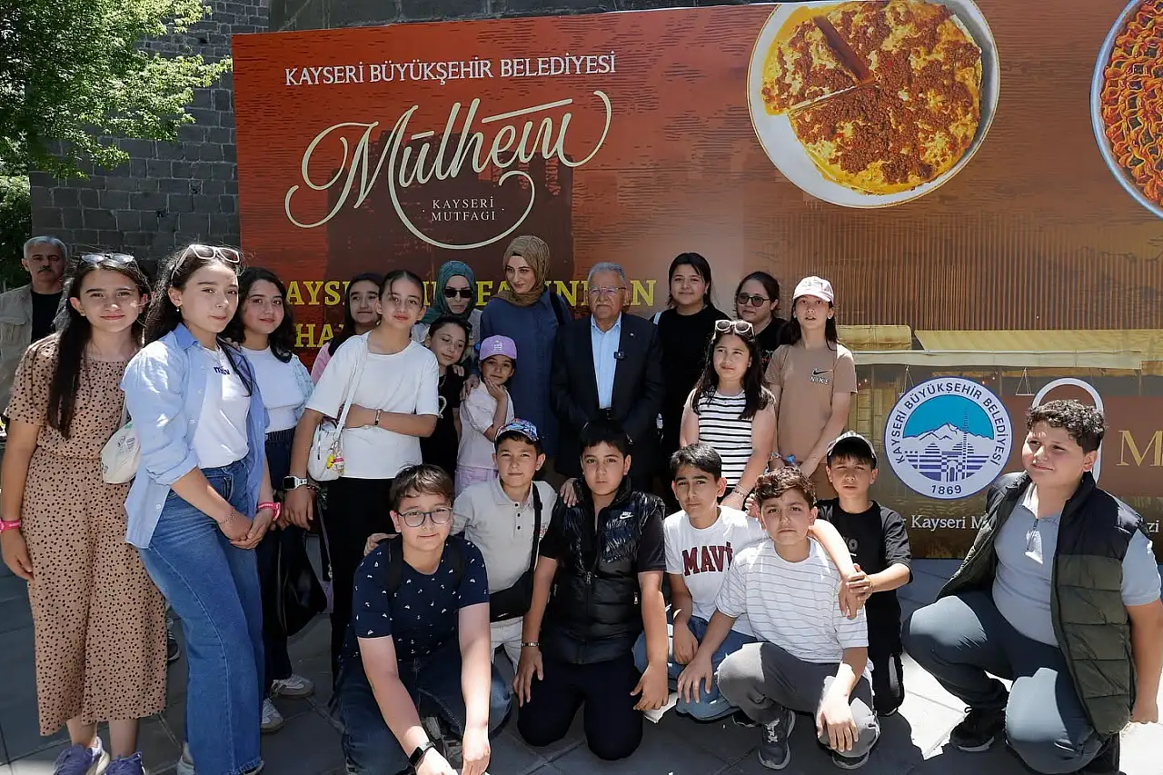 Büyükkılıç' tan Kayseri Kalesi'nde tarih dersi