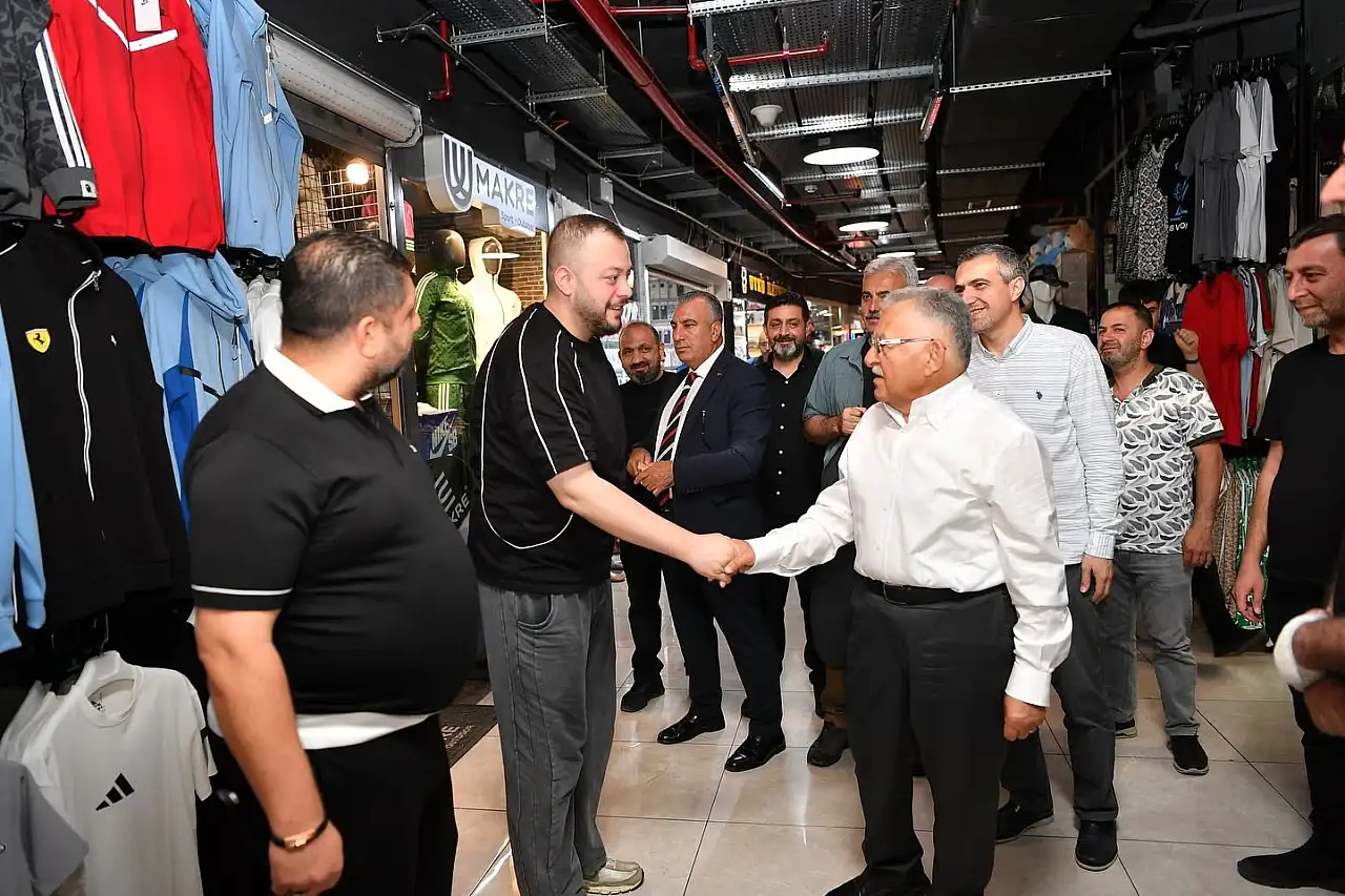 Başkan Büyükkılıç Yeraltı Çarşısı'nı ziyaret etti