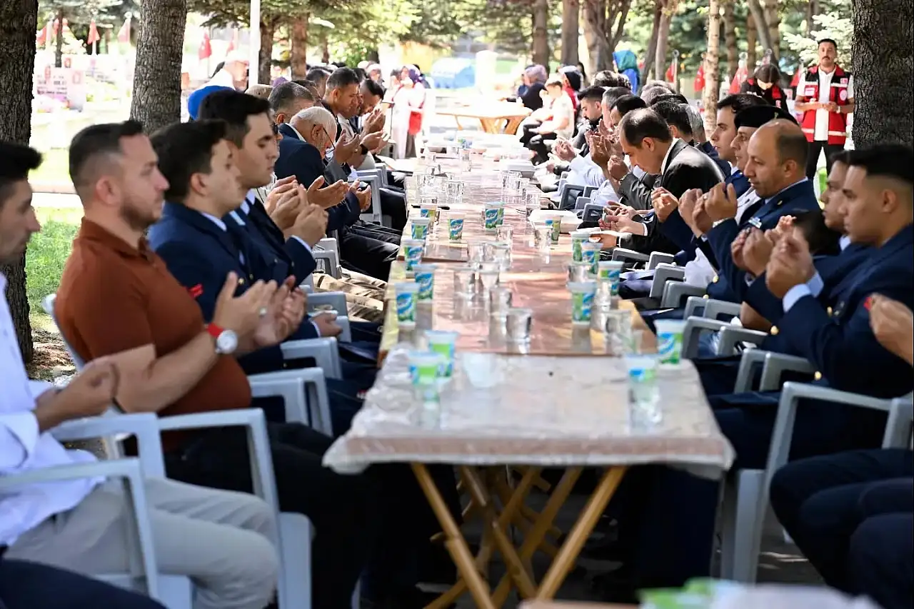 Kayseri Şehit Jandarma Duran Bayram'a dualar okudu