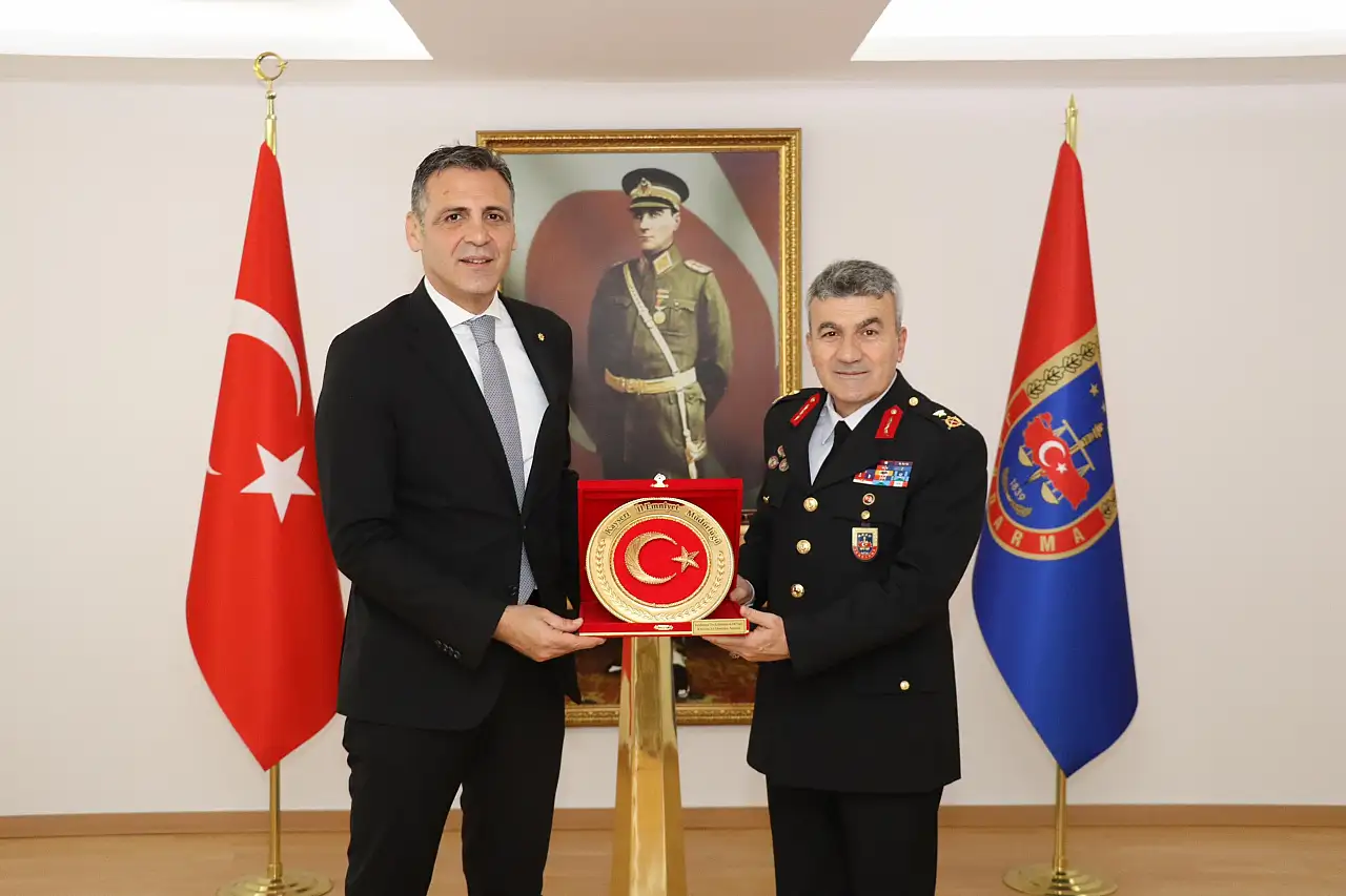 Emniyet Müdürü Aydın'dan dikkat çeken ziyaret