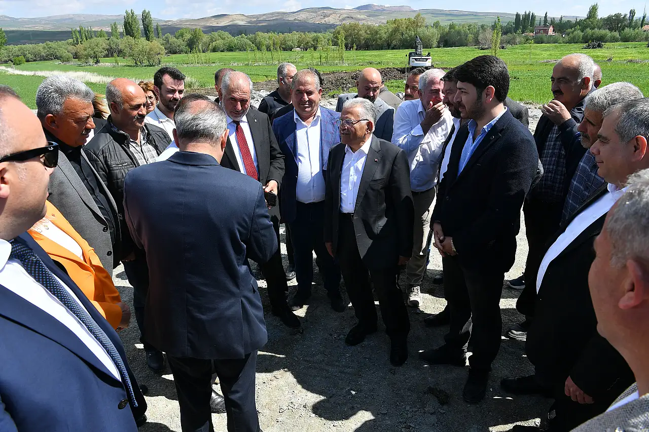 Büyükkılıç, Pınarbaşı Terminal Projesi'nin detaylarını paylaştı