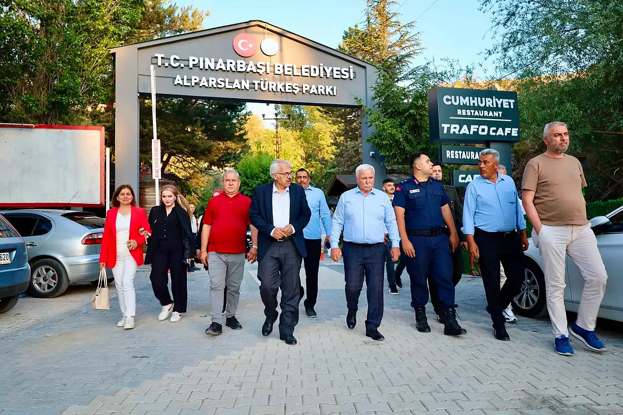 İlçenin gözdesinde dikkat çeken buluşma!