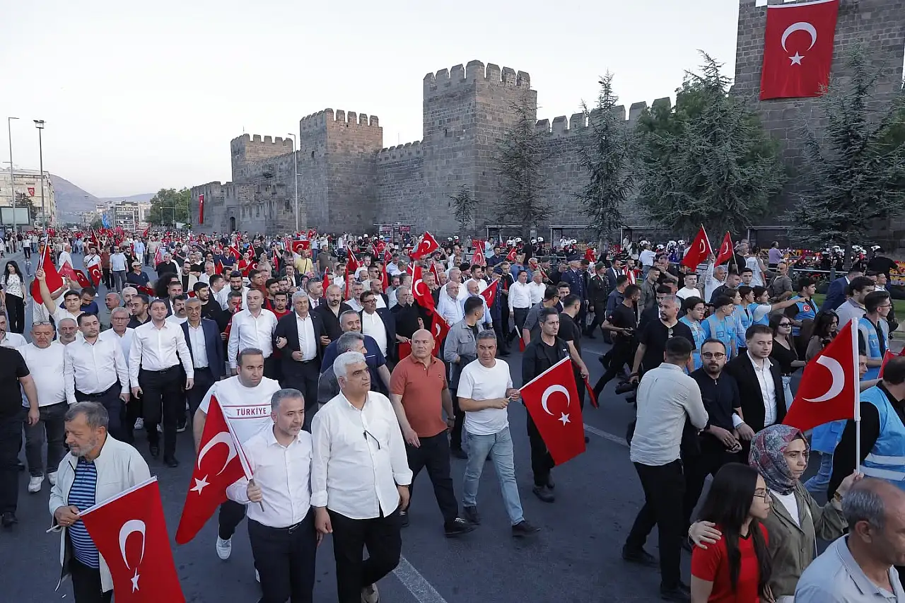 Büyükkılıç: Uyanık olacağız, unutmayacağız