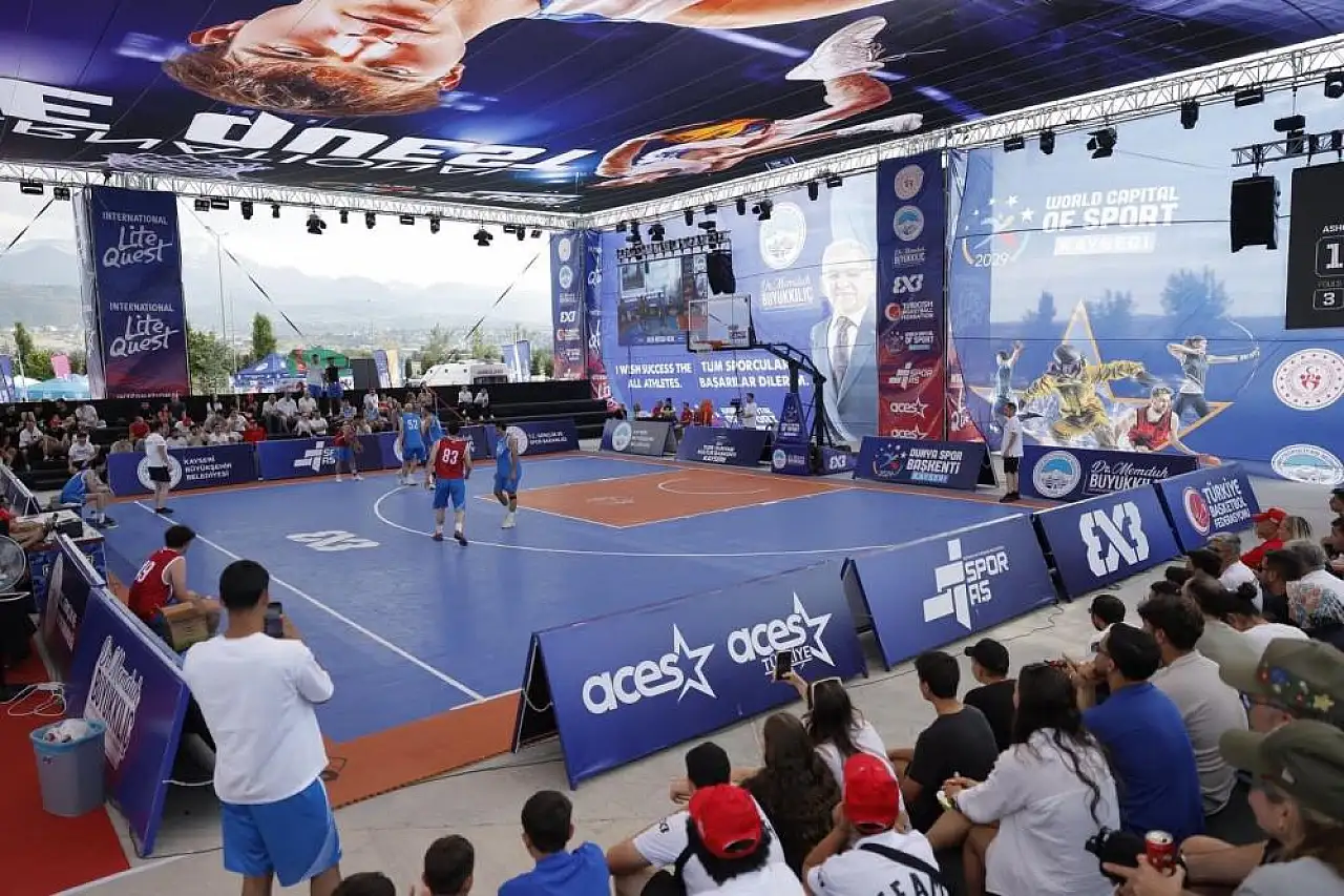 Dünya Spor Başkenti Kayseri'de 4 kıtadan 32 takım potada buluştu!