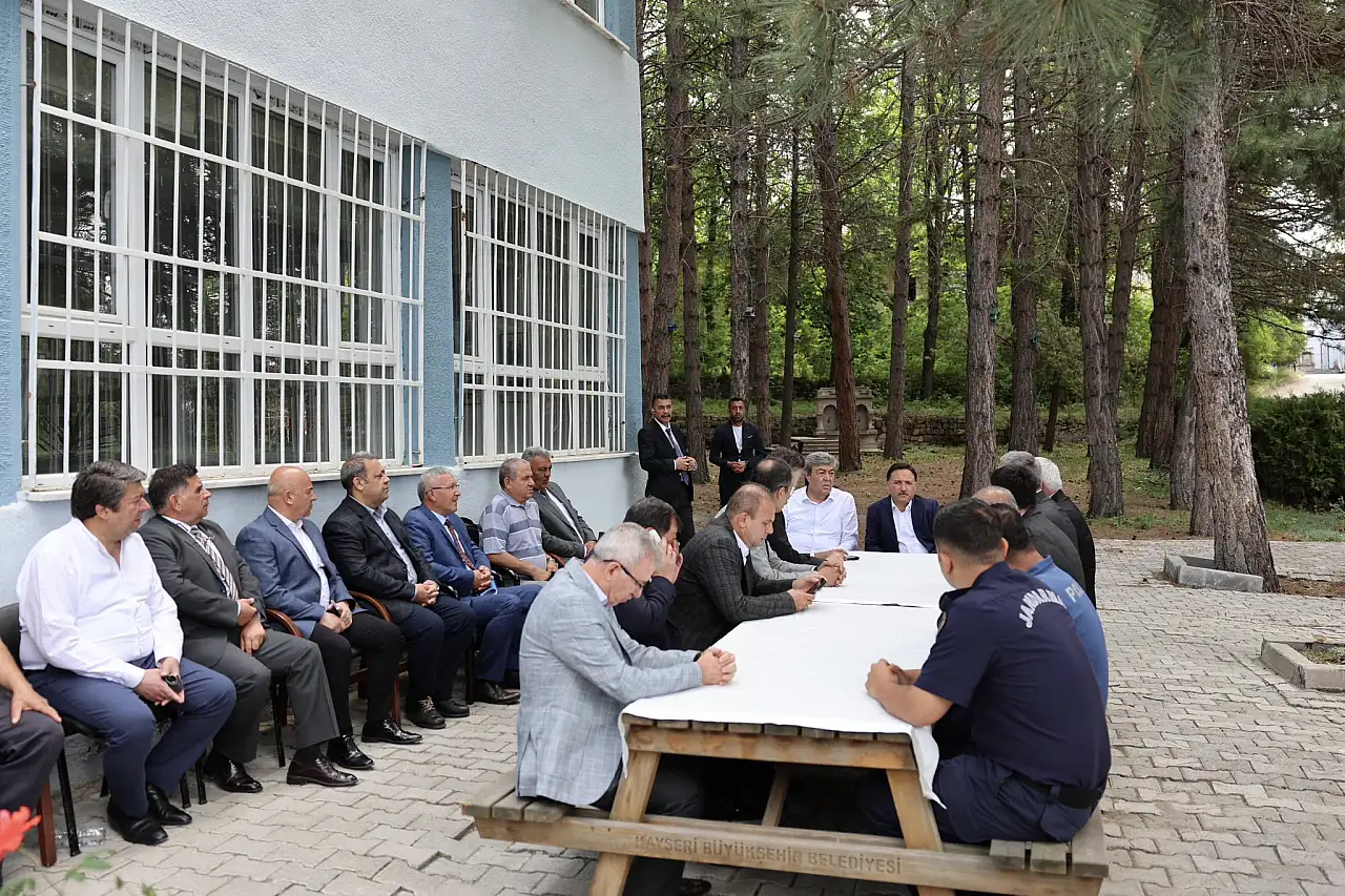 Efsane okula bakın ne yapılıyor!