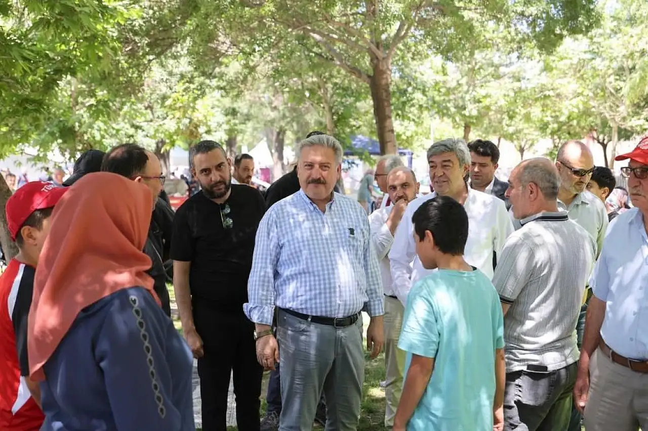 Kayseri'de bir pilav etkinliği devam ediyor!