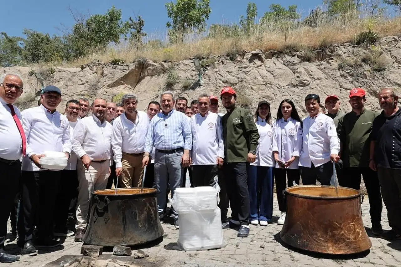 Kayseri'de bir pilav etkinliği devam ediyor!