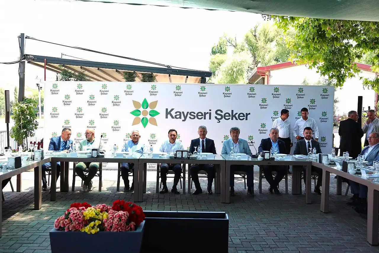 Kayseri Şeker'de neler oluyor? Vali ve Milletvekillerine bilgi verildi