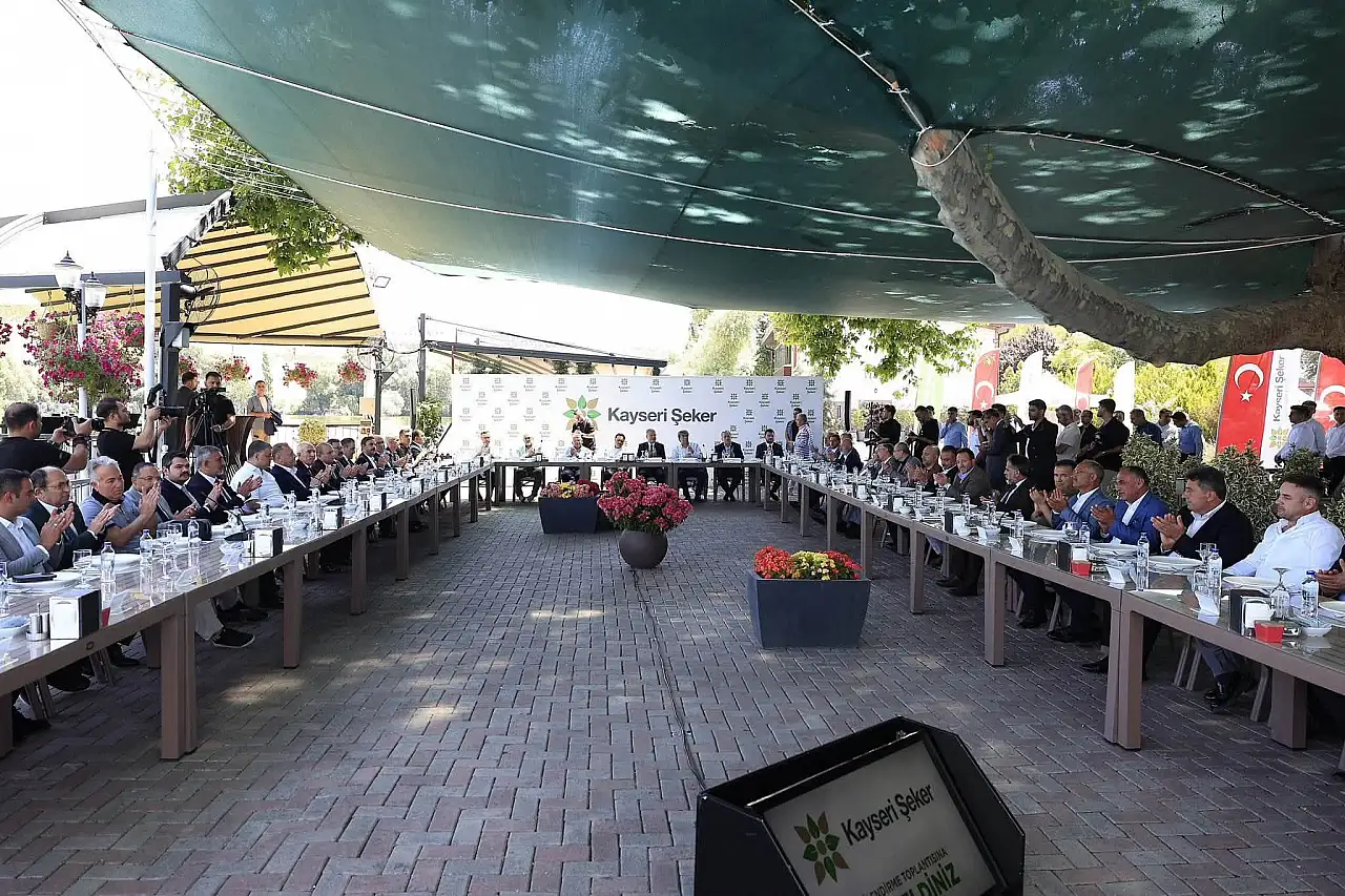 Kayseri Şeker'de neler oluyor? Vali ve Milletvekillerine bilgi verildi