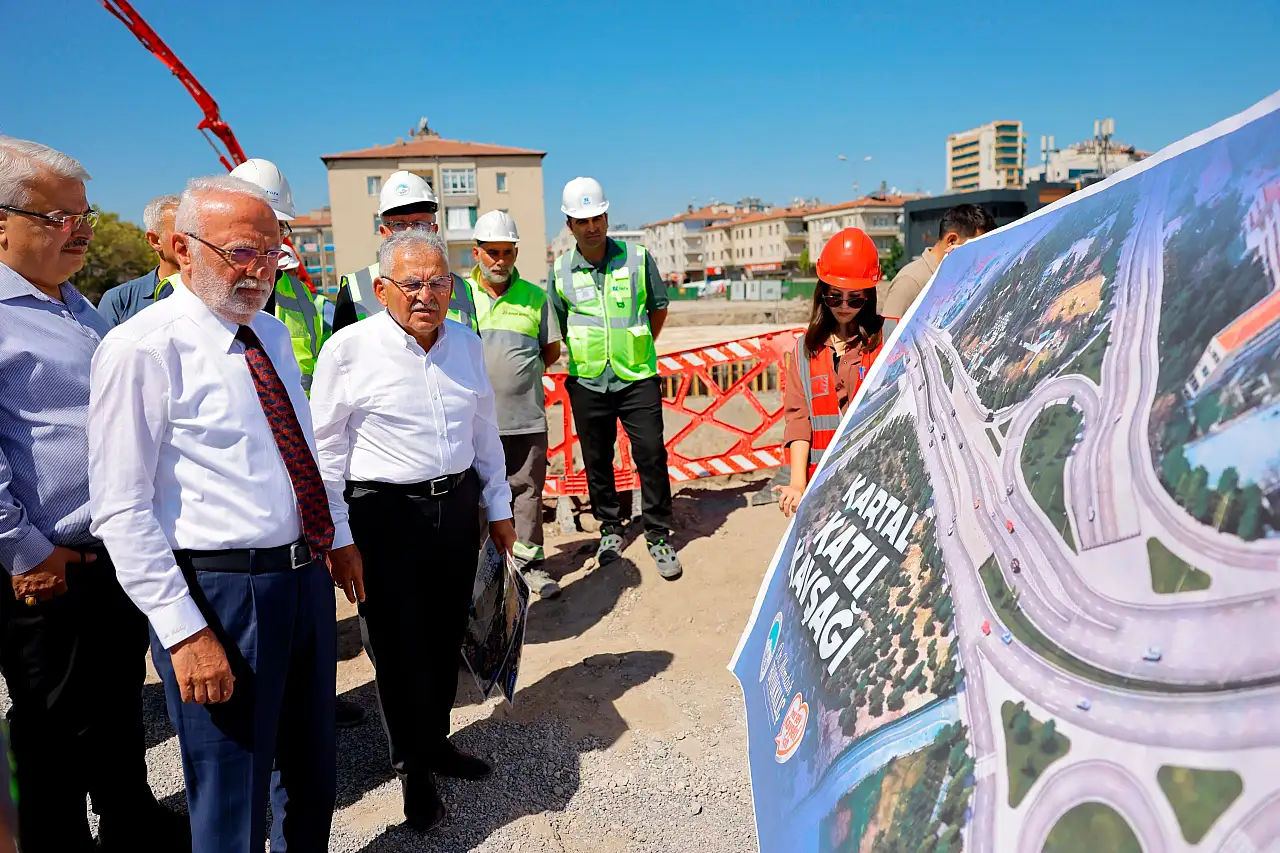 Mustafa Elitaş Kayseri'de oraya gitti! İlk durağı dikkat çekti