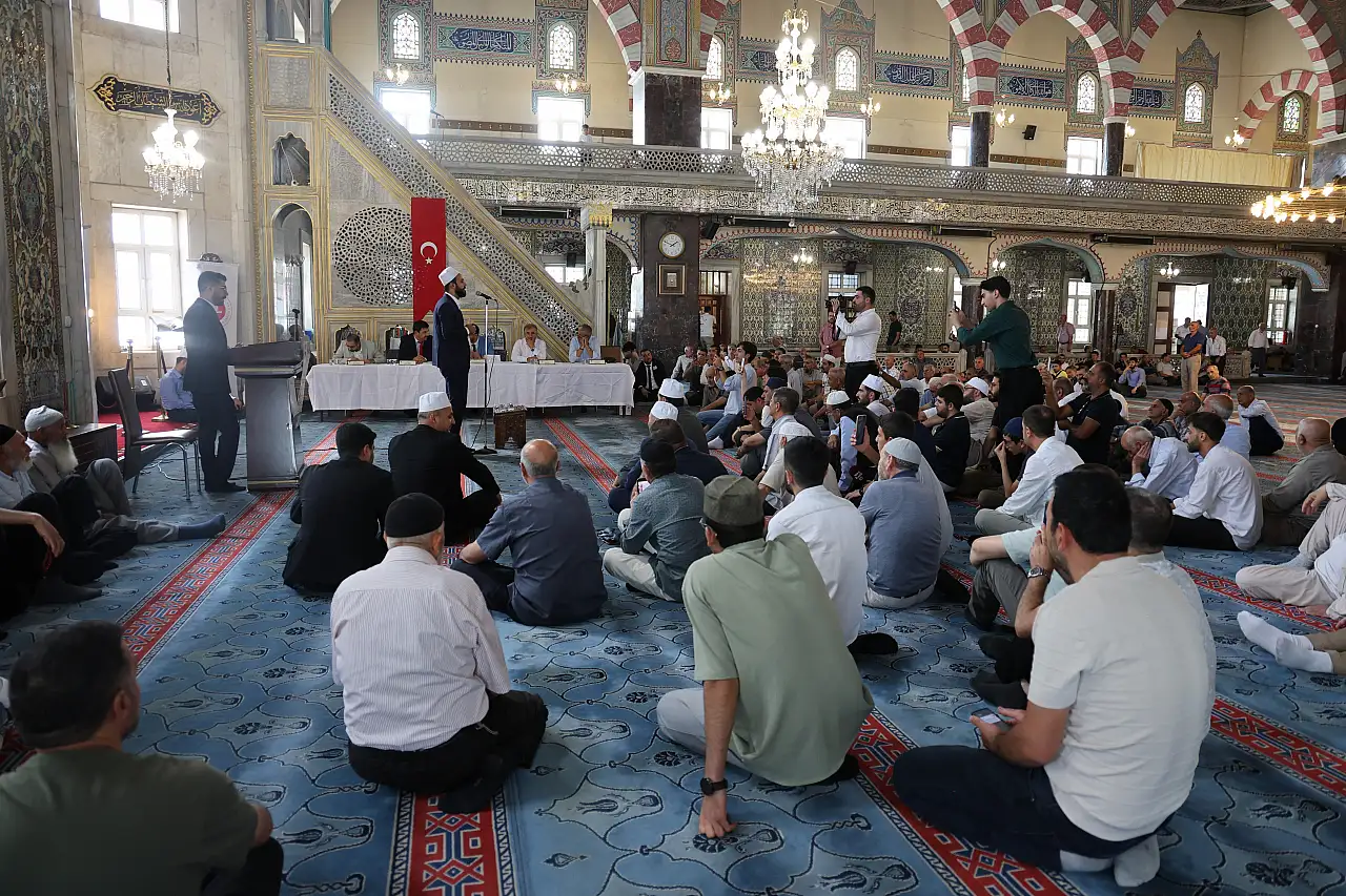 9 ilin yarıştığı ezan yarışmasında sürpriz sonuç: Birinci belli oldu!