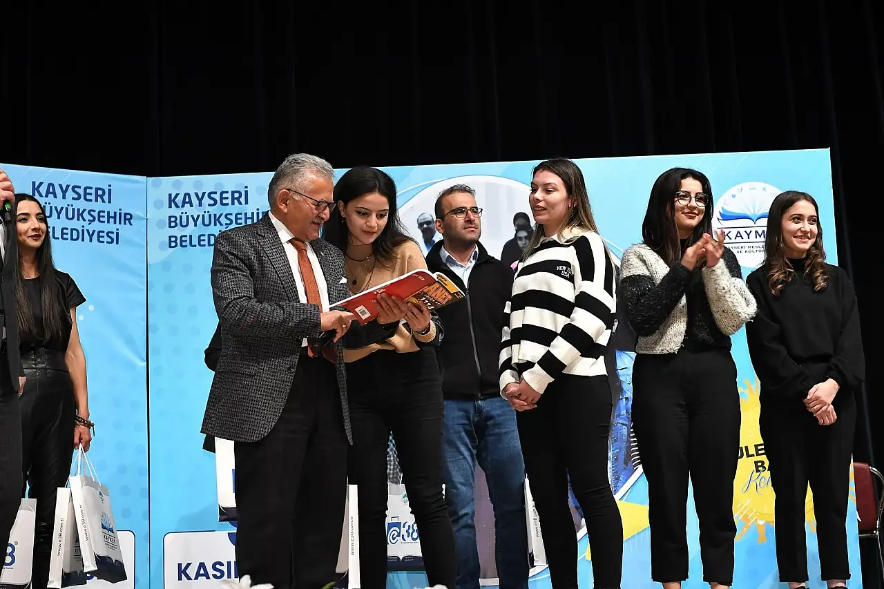 YKS sonuçları sonrası Kayseri'de yeni dönem! Üniversitelilere destek mesajı
