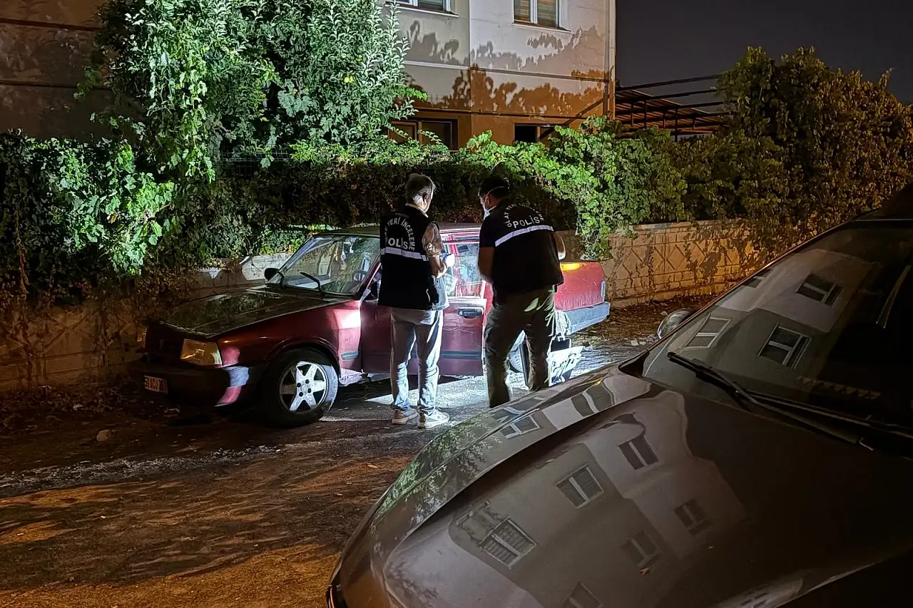 Kayseri'de iş başvurusu reddedildi, park halindeki otomobili çaldı!