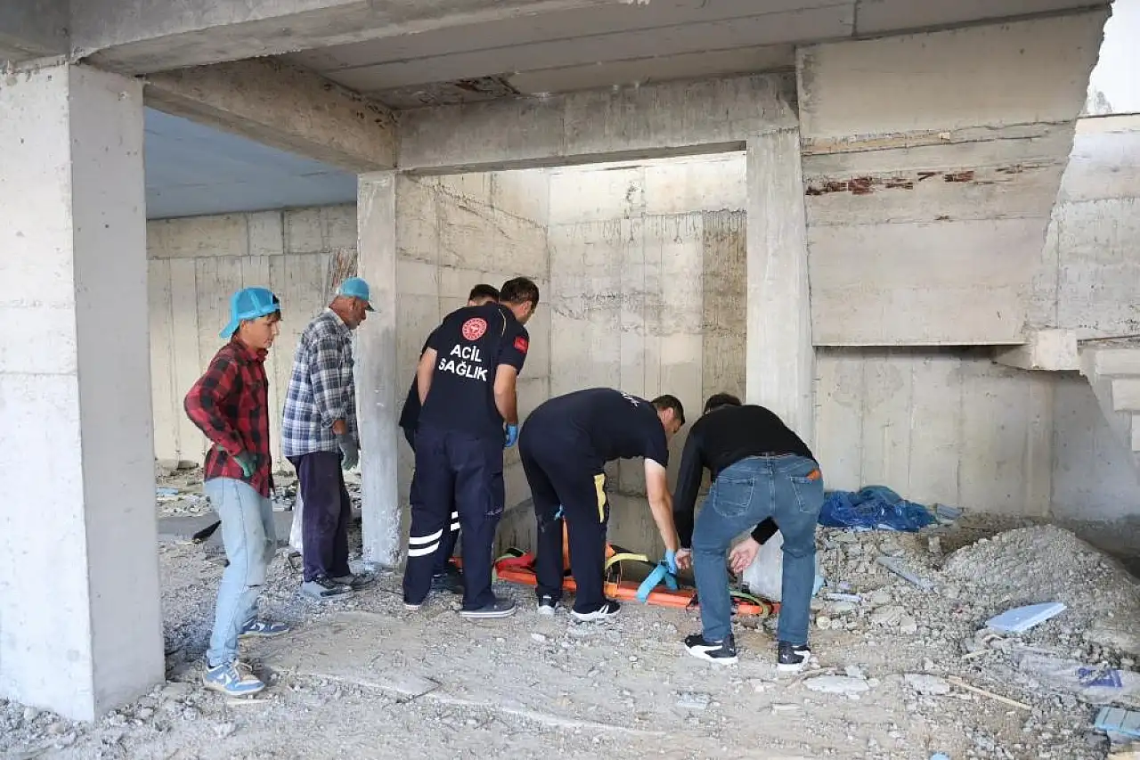 İnşaatta tahta kırıldı! Mühendis ağır yaralandı