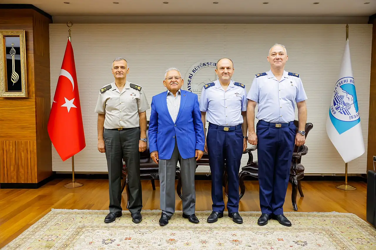 Cumhurbaşkanı kararı ile emekliye ayrılıyor! Kayseri Garnizon Komutanı'ndan veda