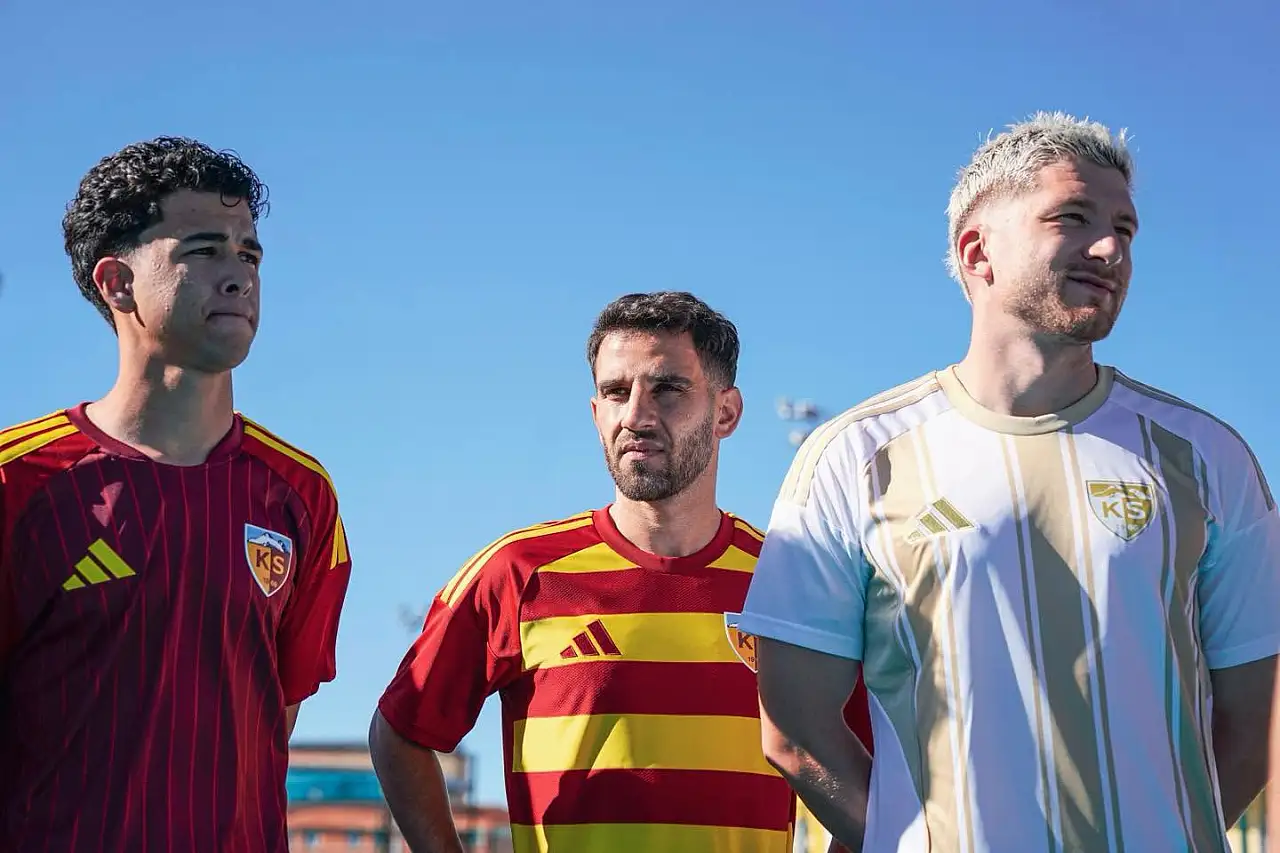 Kayserispor için dikkat çeken yeni logo! Sizce logo değişmeli mi?