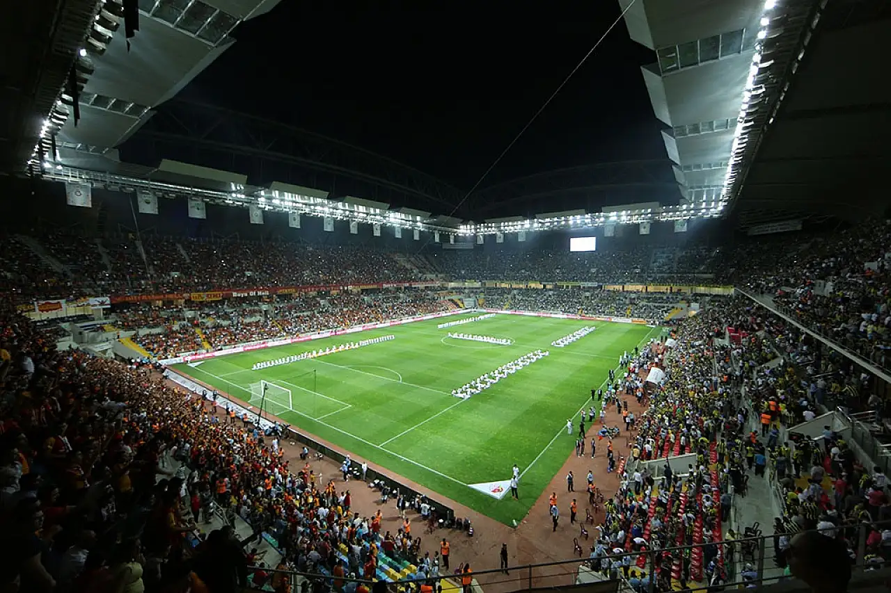 Kayserispor'da kritik süreç! Beklenen müjdeye saatler kaldı