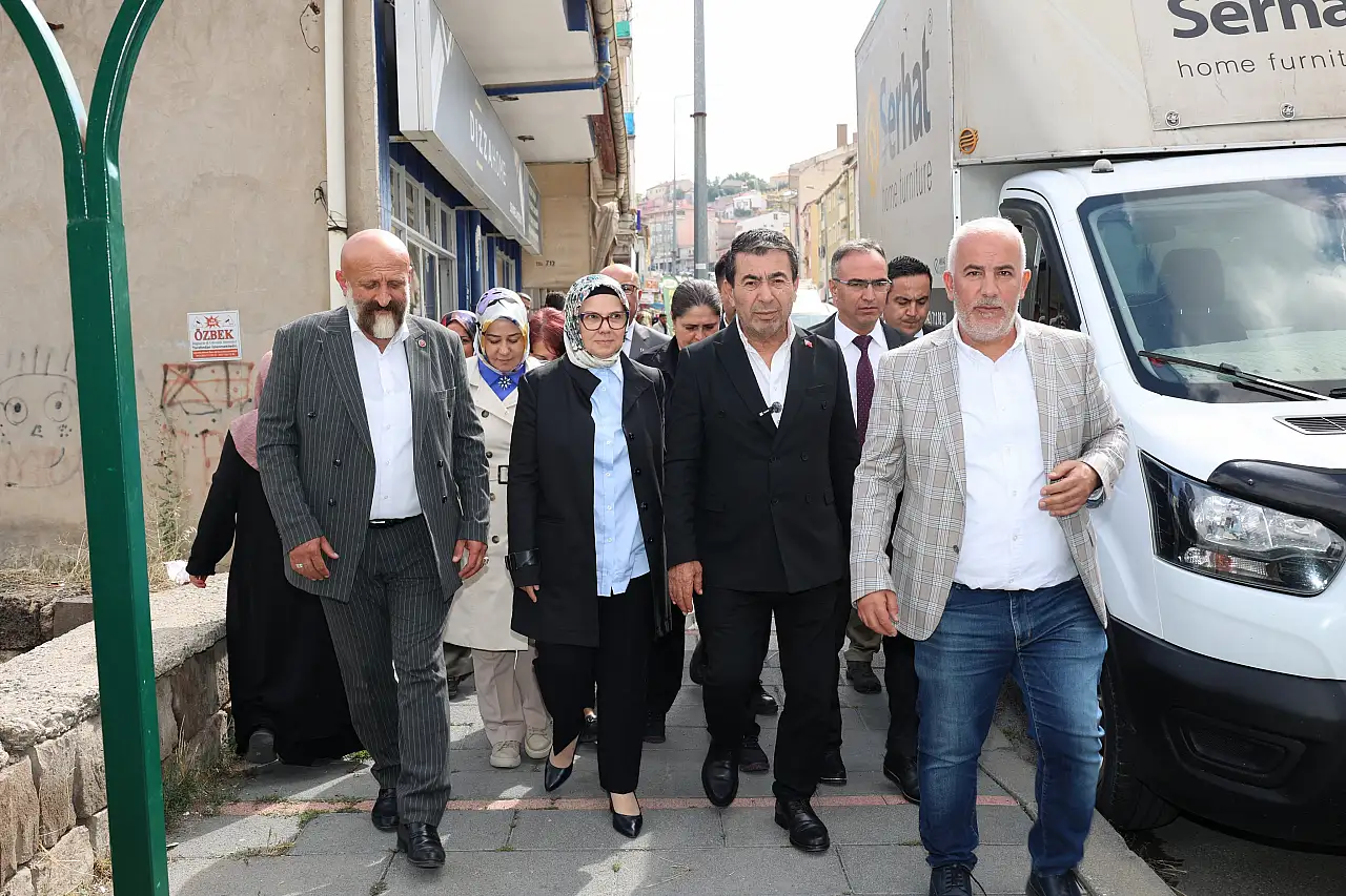 Bünyan'da ne oluyor? Vekiller peş peşe ilçeye geldi!