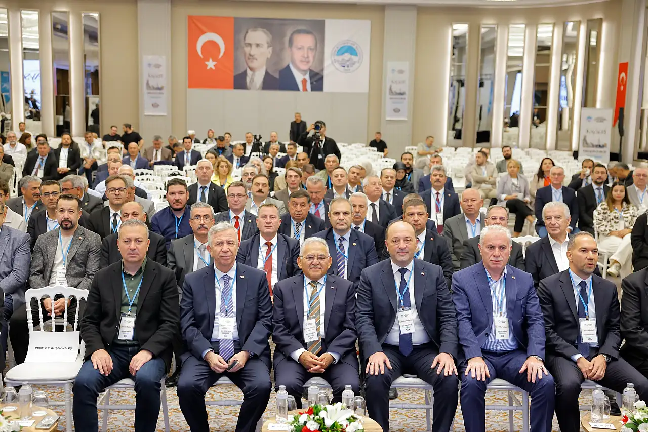 Mansur Yavaş'ın olduğu toplantıda konuşan Büyükkılıç: Aleyhimize kullanıyorlar, zarara giriyoruz!