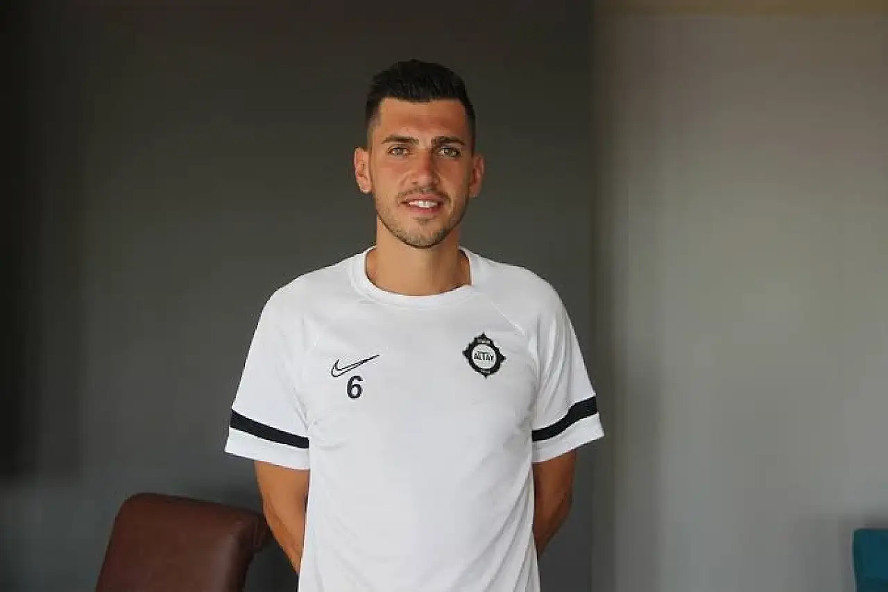 Kayserispor'da da bir döneme damga vurmuştu! Futbolu bıraktı