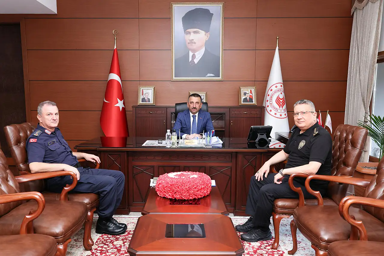 Kayseri'nin yeni Emniyet Müdürü son kez bakın ne yaptı?