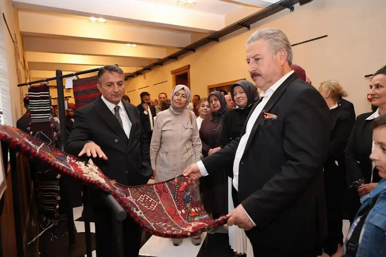 Sanat Melikgazi ilk sergisiyle kapılarını ziyaretçilere açtı