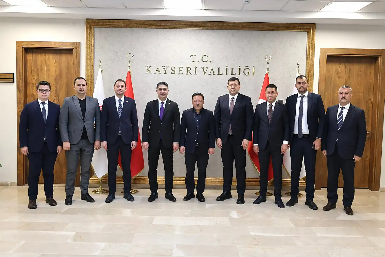 Kayseri'deki seçimin ardından MHP'lilerden dikkat çeken ziyaret!