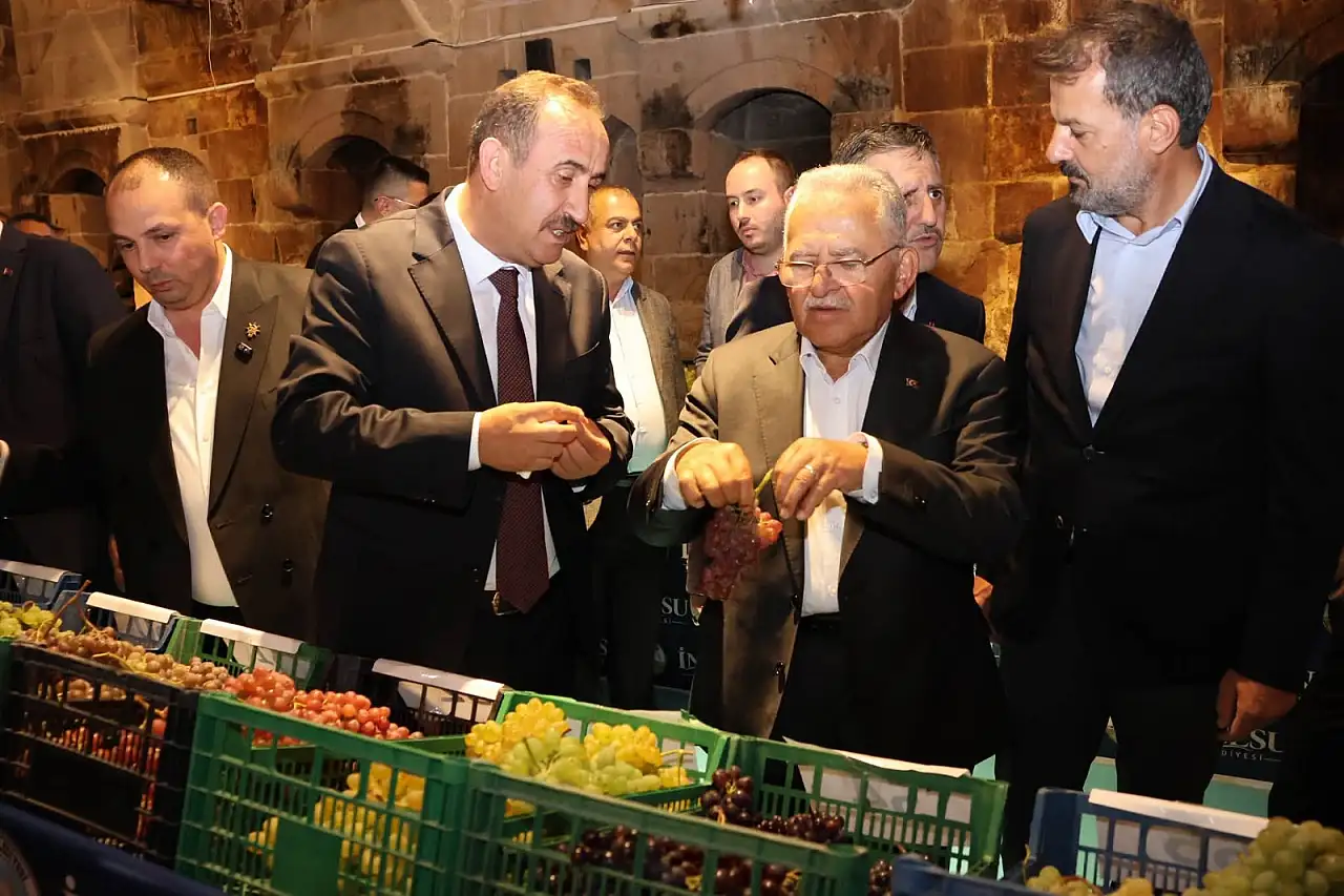 İncesu hafta sonu doldu taştı! 100 bin kişi akın etti