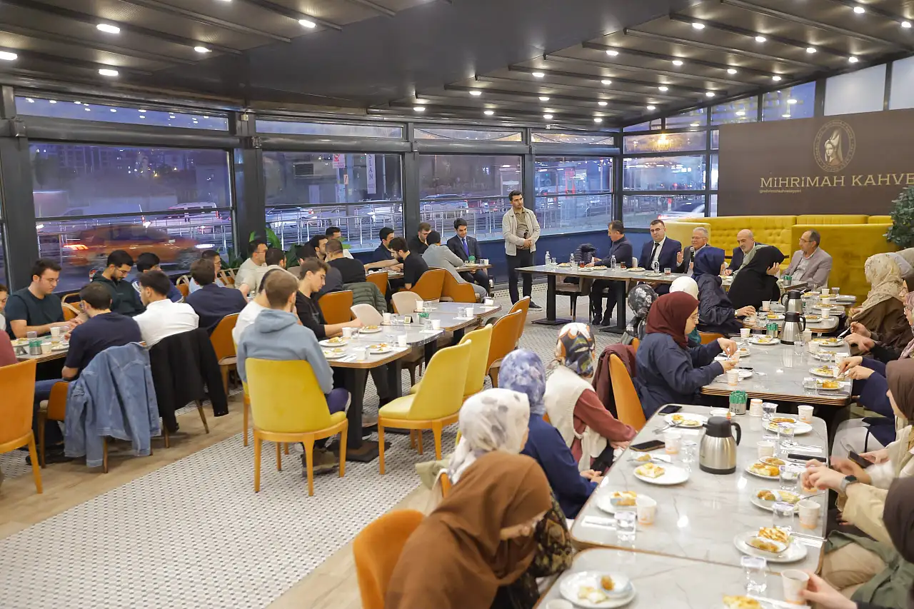 Başkan Büyükkılıç'tan genç doktor adaylarına dikkat çeken uyarı!