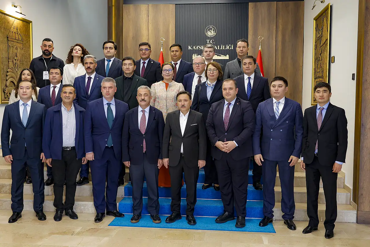 Kayseri'de 2027 hazırlığı! Altı ülkenin temsilcileri buluştu