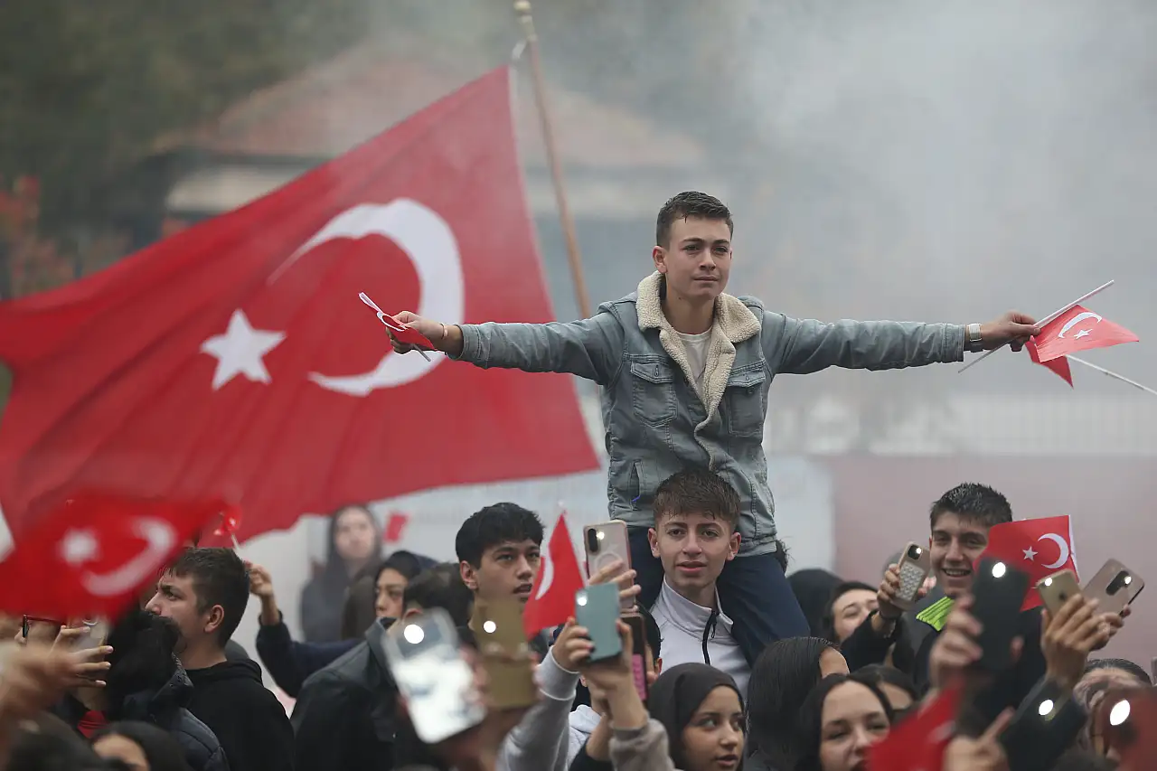 Kayseri'de öğrencileri 29 Ekim'i kutlamaya başladı!