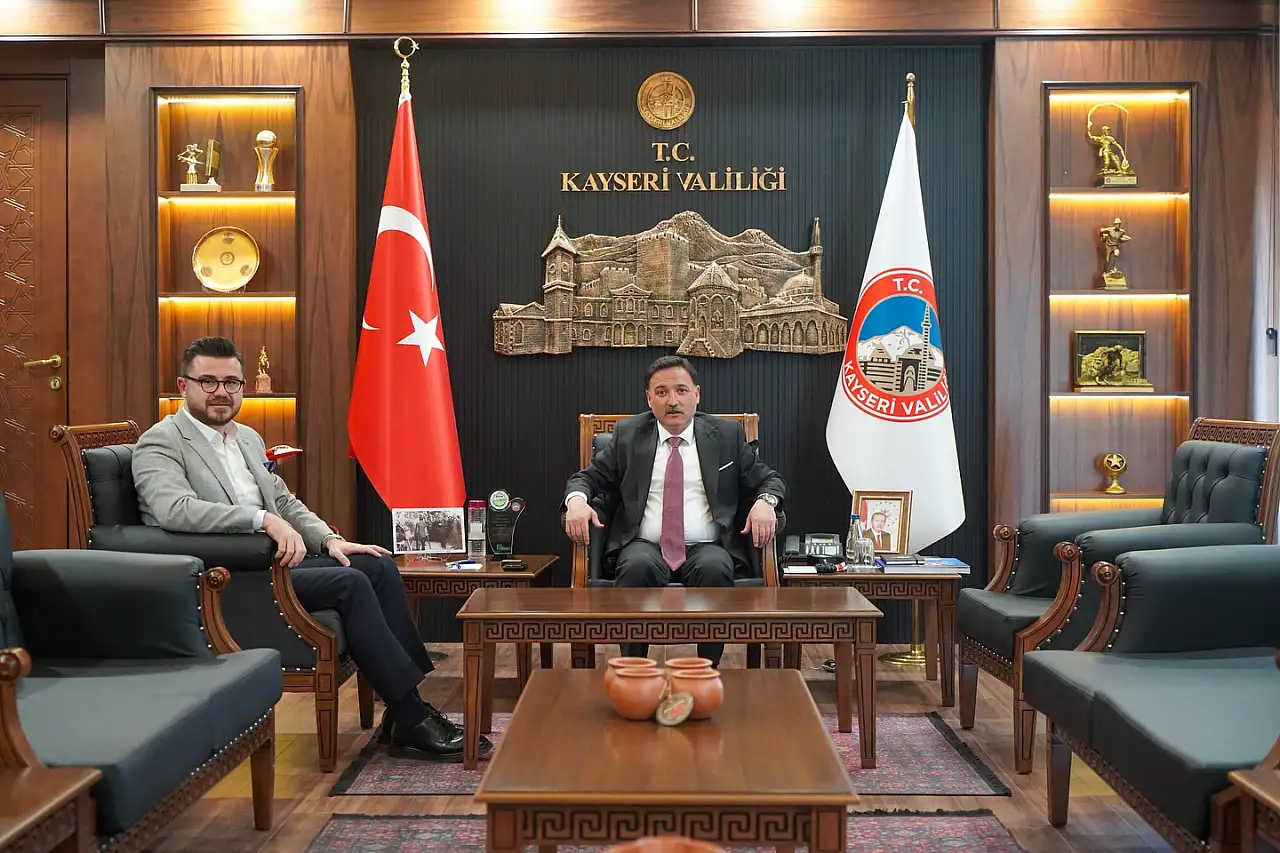 Kayseri Valisi gidiyor mu? AK Parti İl Başkanından dikkat çeken açıklama: Böyle bir sürecin eşiğindeyiz!