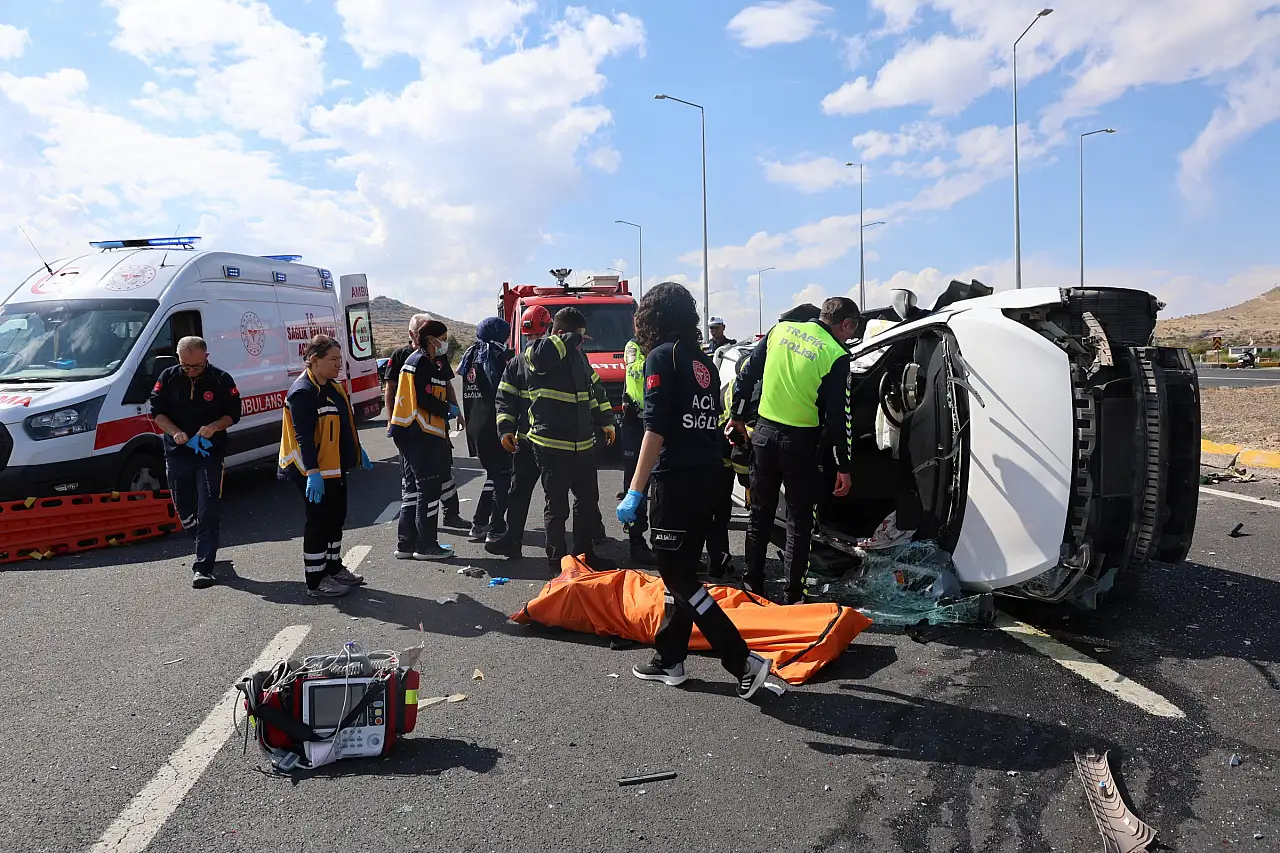 Kayseri yolunda kaza! Ölü ve yaralılar var