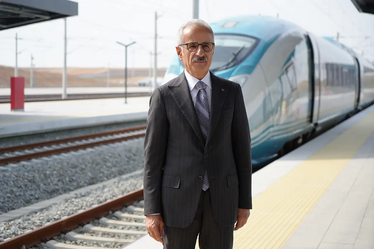 Bakan'dan Yerköy-Kayseri Yüksek Hızlı Tren açıklaması!