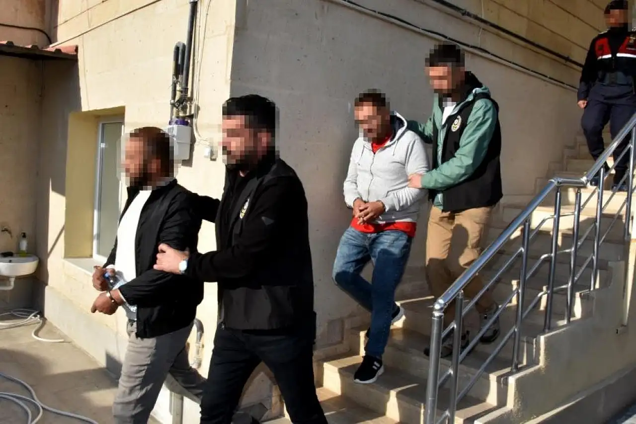Kayseri'nin de aralarında olduğu 9 ilde fuhuş operasyonu! Kadınlar kurtarıldı