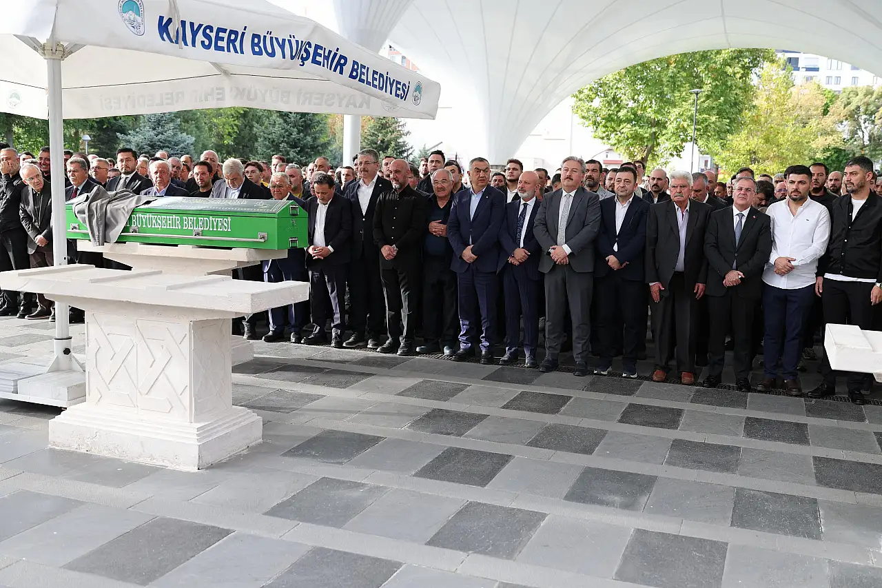 Memduh Büyükkılıç toplantıyı yarıda kesip nereye gitti?