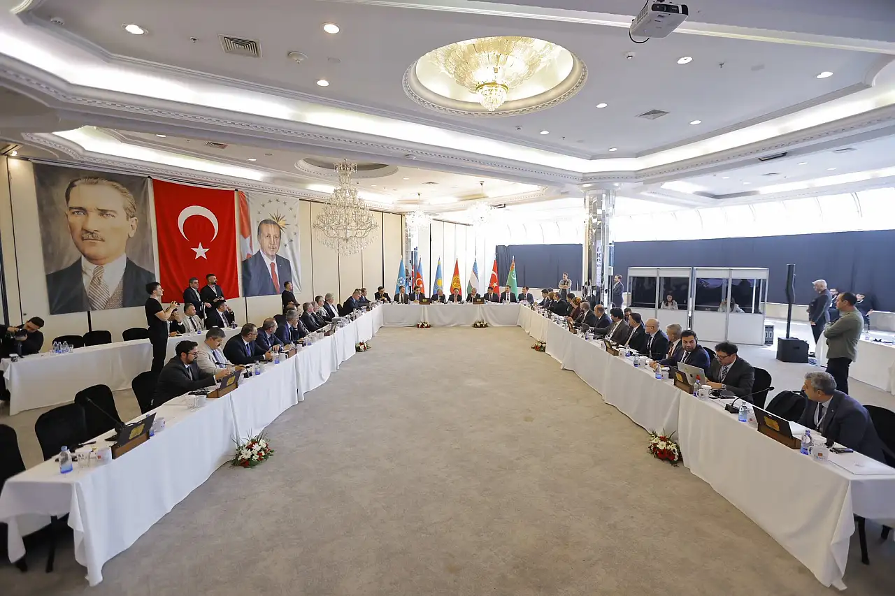 Kayseri'de tarihi toplantı! Vali Çiçek: Kayseri'nin Türk dünyasına söyleyecek sözü var!