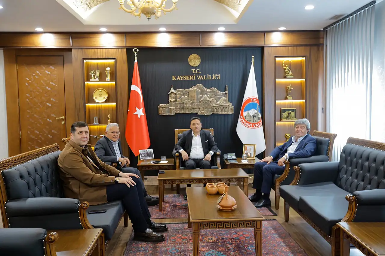 Kayseri'de üç isim Vali Çiçek'in makamında buluştu! İşte sebebi