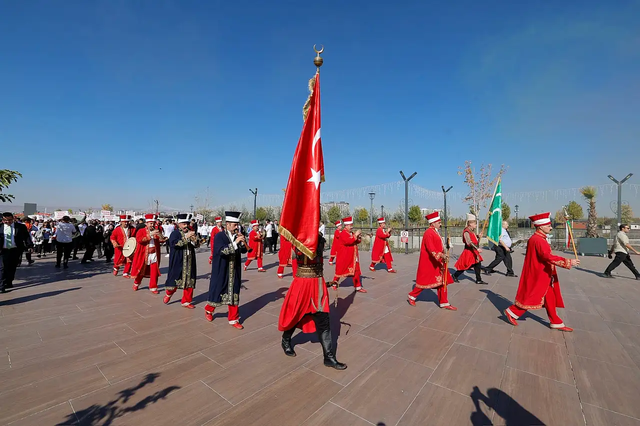 Cıngı duyurdu: Kayseri'ye Gastronomi Lisesi geliyor!