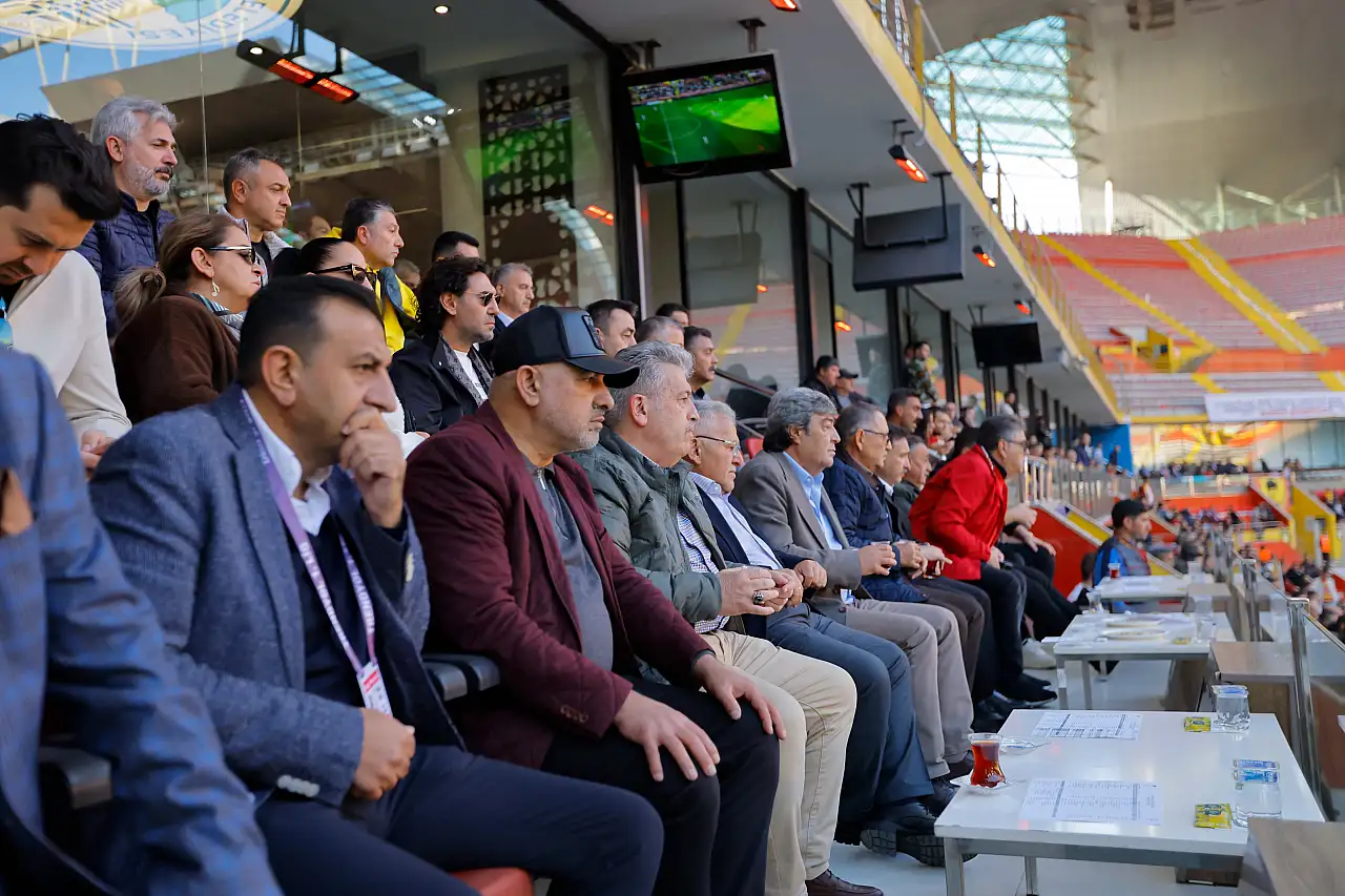 Kayserispor eski Başkanı görevi bıraktıktan sonra ilk kez orada görüldü!