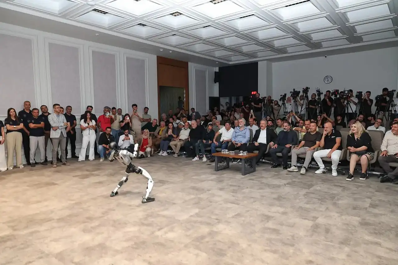 Kayseri'de herkes bu robotu konuşacak! MEGA görücüye çıkıyor!