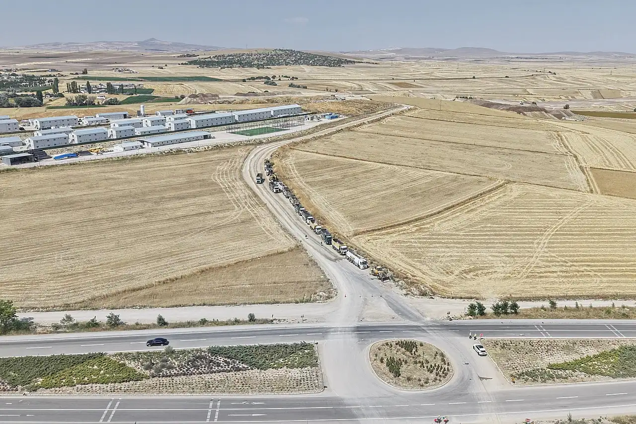 Kayseri'de yıllık 5,5 milyon yolcu ve 3 milyon ton yük taşıyacak proje