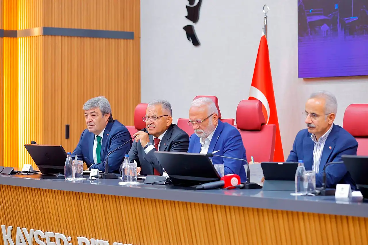 Bakan Uraloğlu Kayseri'de İl Koordinasyon Toplantısına katıldı