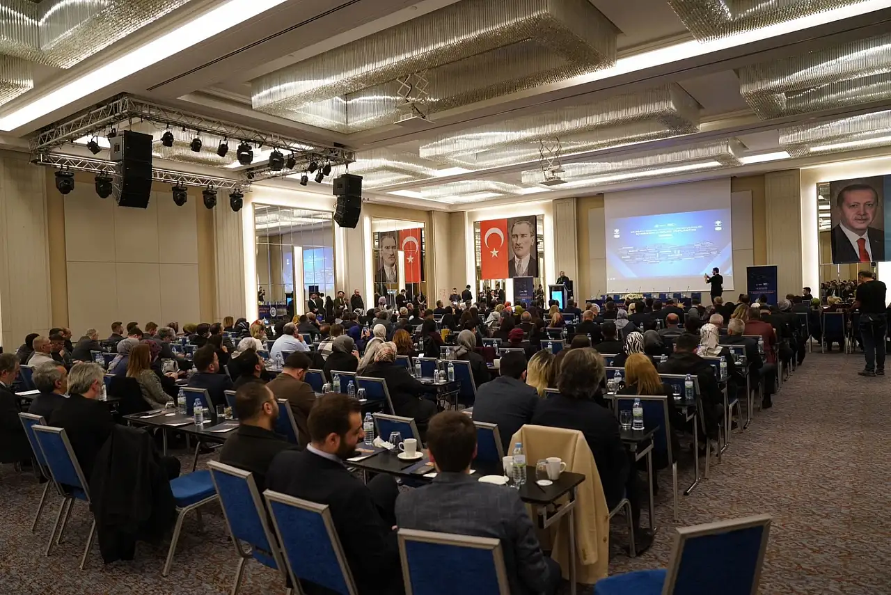 Bakanlar gelmedi ama yardımcılarını gönderdi! AK Partili isimler Ankara'dan Kayseri'ye çıkarma yaptı