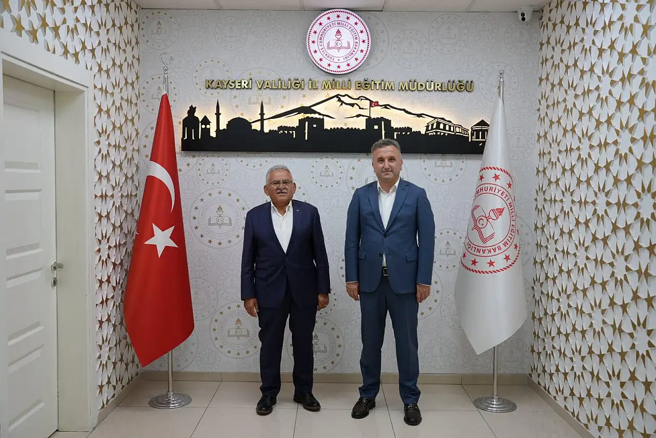Kayseri'de yıkılan Öğretmenevinin yerine ne yapılacağı belli oldu!