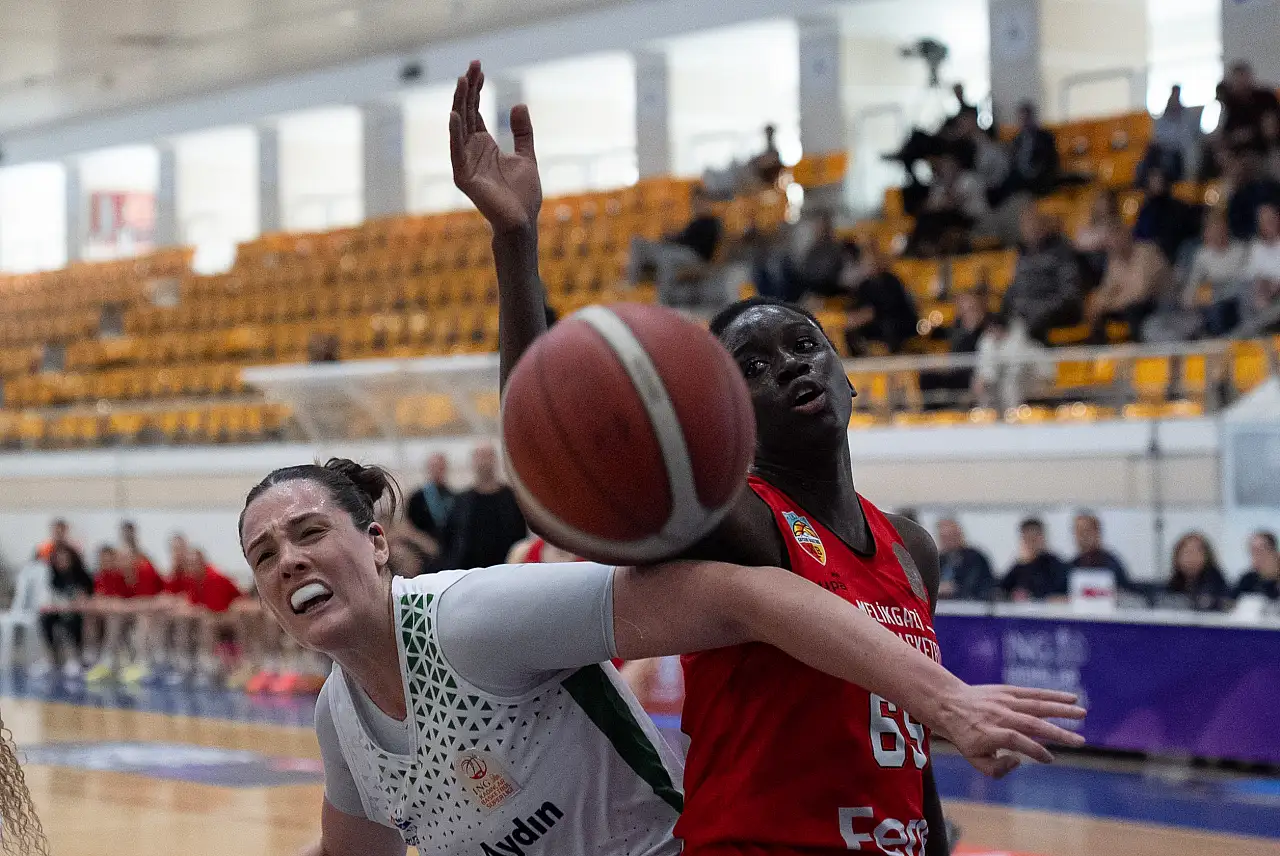 Melikgazi Kayseri Basketbol, deplasmandan mutlu dönüyor!