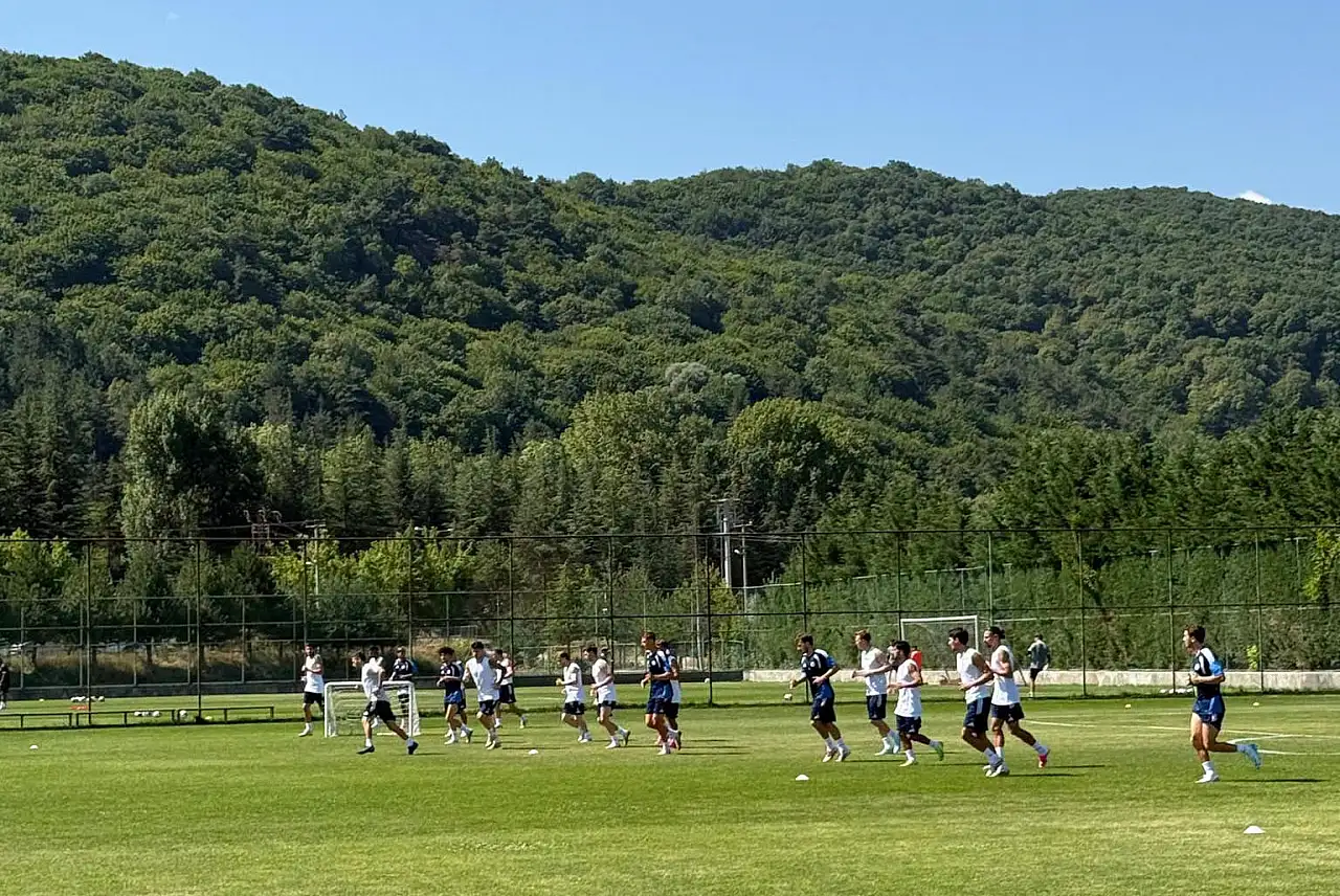 Kayseri'den kimler o futbolcunun transferi için Fenerbahçe'nin kapısını çaldı?
