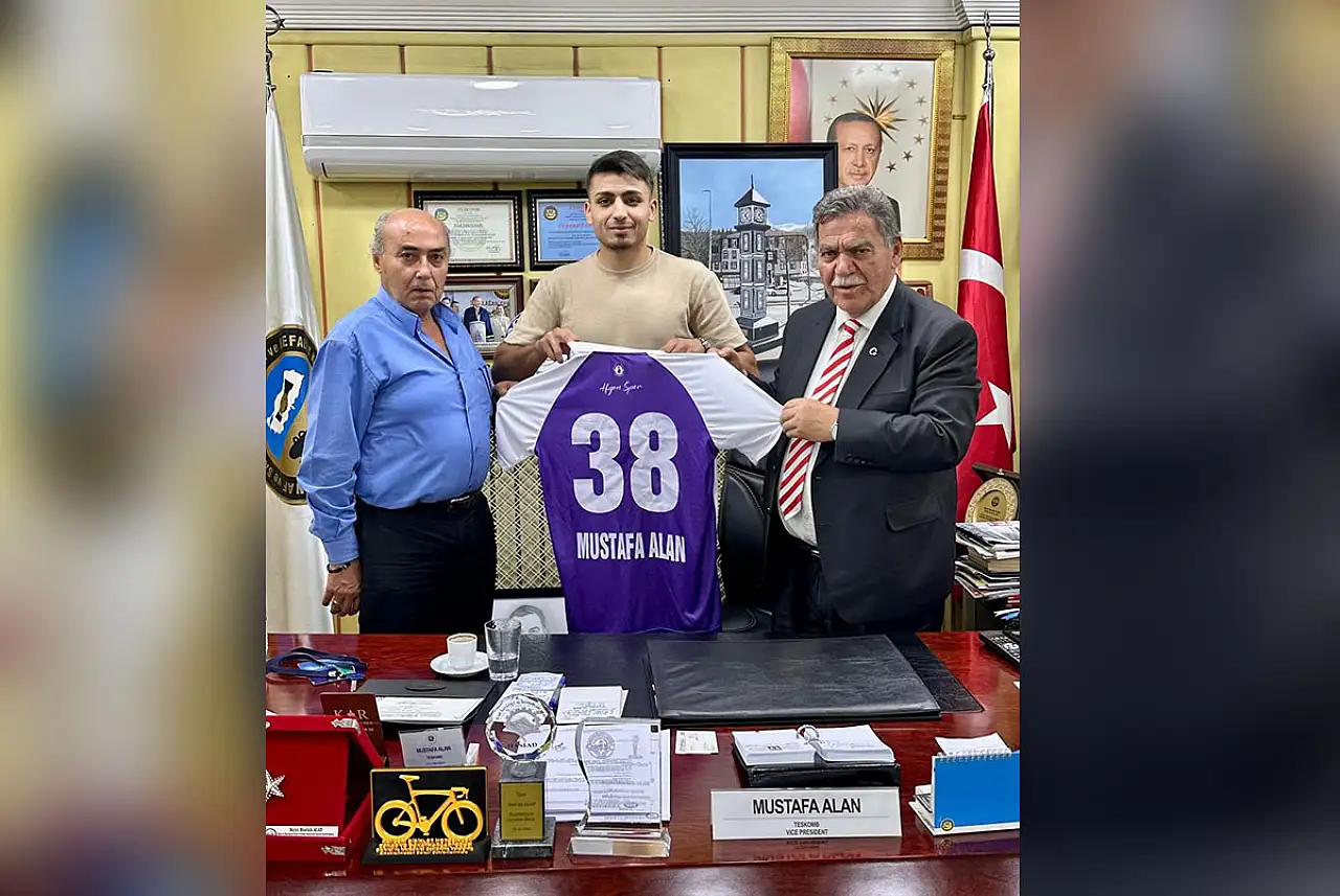 Kayserili ünlü isimlerin yakınları transfer haberleriyle gündemde