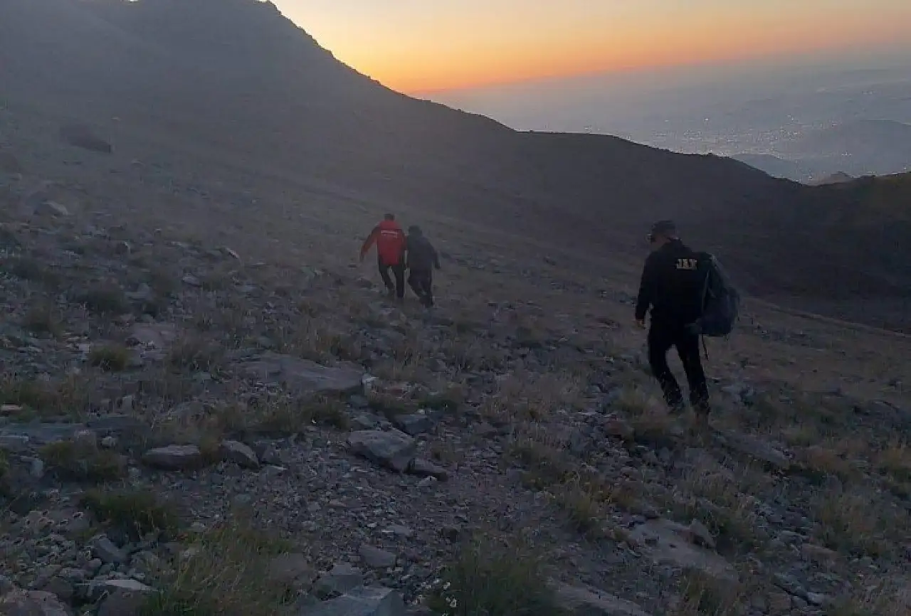 Erciyes Dağı'nda mahsur kaldı, JAK ve AFAD seferber oldu