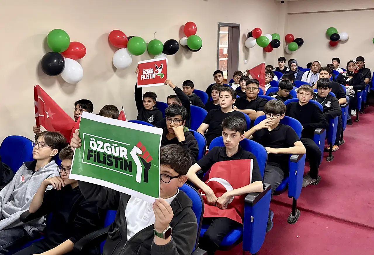 Kayseri'deki miniklerden Filistin'e destek